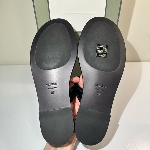 NEW Tom Ford T F Logo Black Leather Sandal Flat 37 - Picture 9 of 12